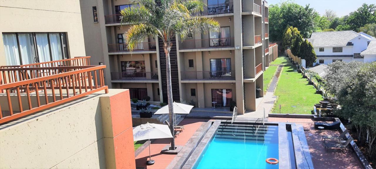 St Andrews Hotel And Spa Johannesburg Bagian luar foto