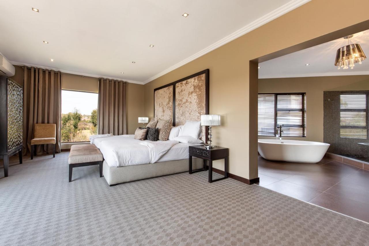 St Andrews Hotel And Spa Johannesburg Bagian luar foto