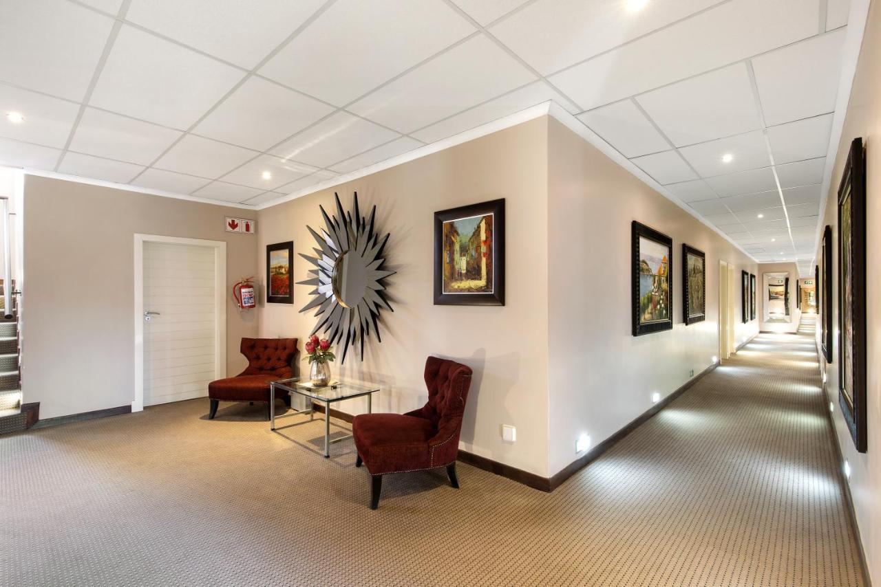 St Andrews Hotel And Spa Johannesburg Bagian luar foto