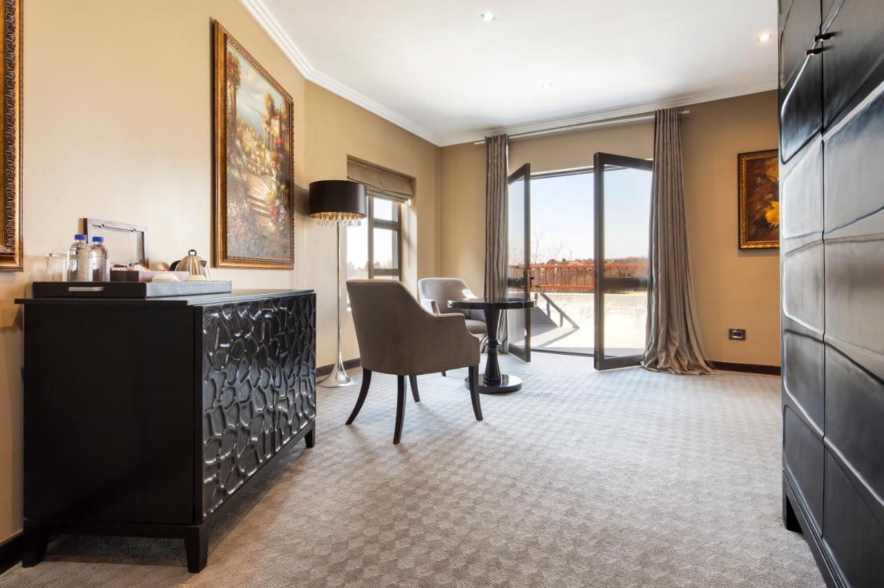 St Andrews Hotel And Spa Johannesburg Bagian luar foto