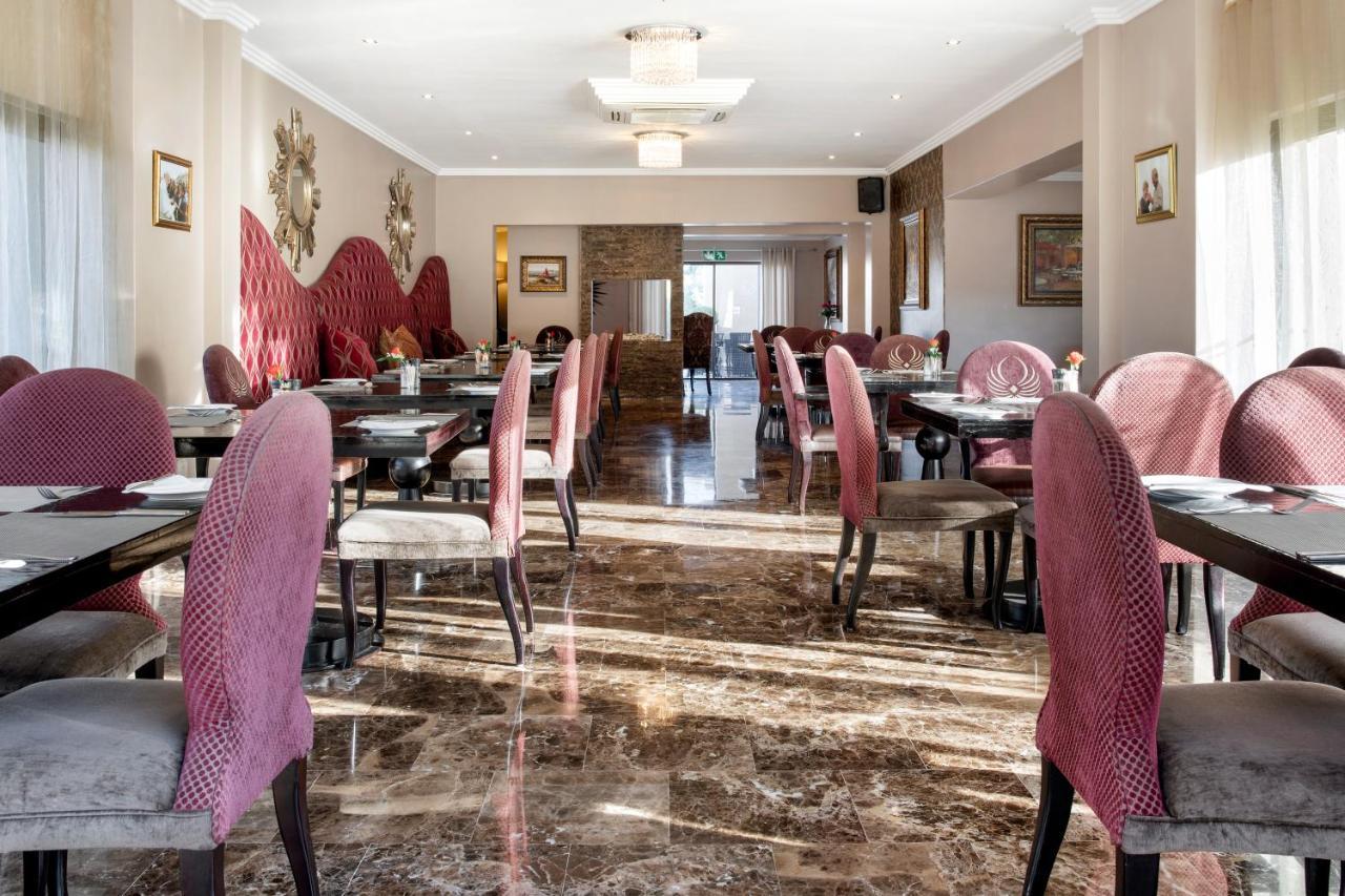 St Andrews Hotel And Spa Johannesburg Bagian luar foto