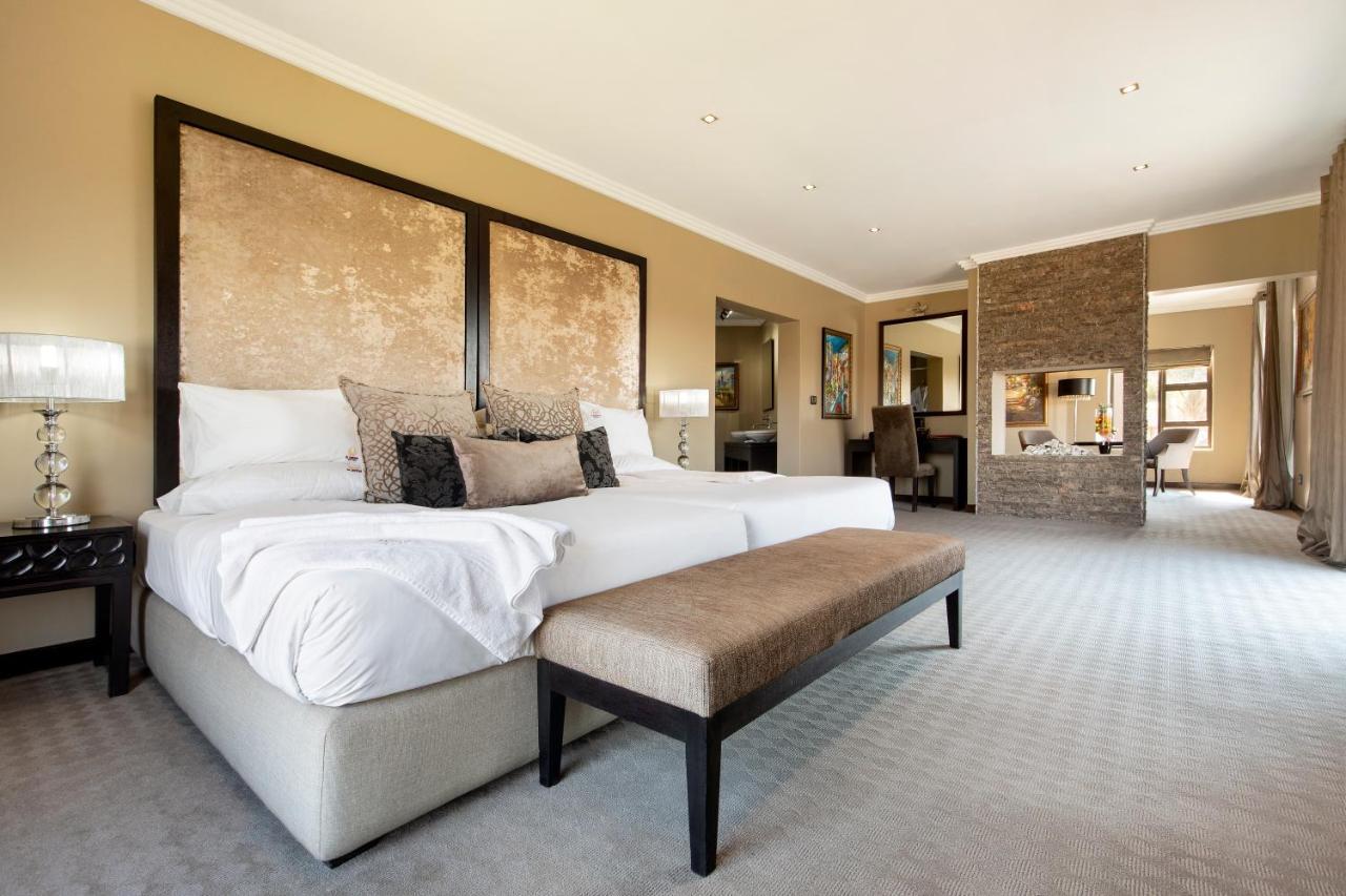 St Andrews Hotel And Spa Johannesburg Bagian luar foto