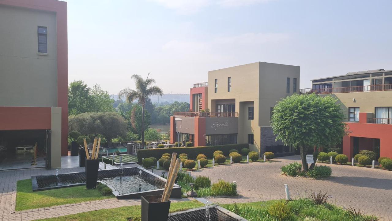 St Andrews Hotel And Spa Johannesburg Bagian luar foto